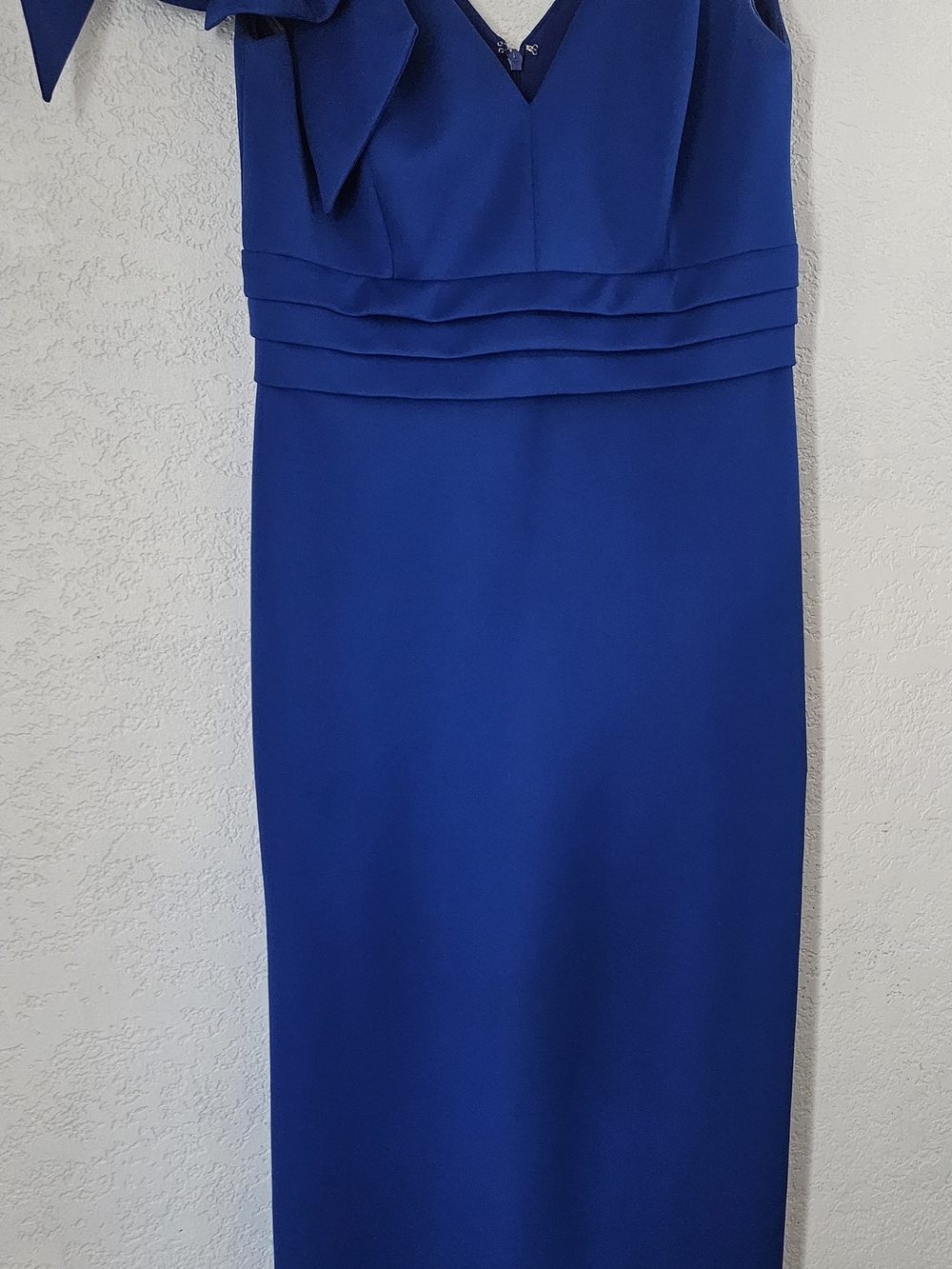 Jessica Howard Royal Blue V-Neck Midi Dress with Pleated Waist